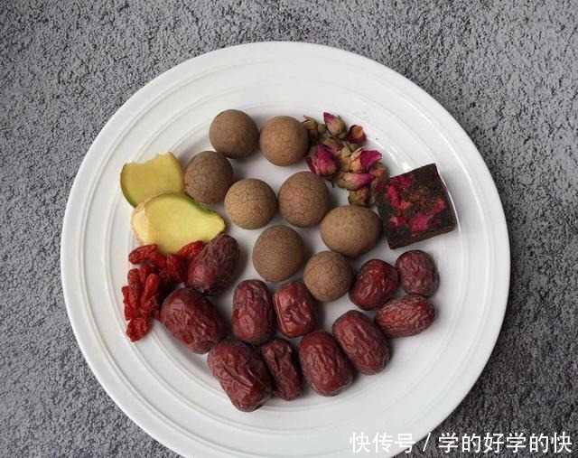 红糖和它们一起煮,女人隔三差五喝,驱寒,补气血,脸色越来越美