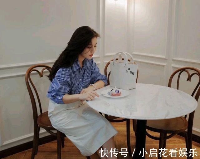 服装|做减法的服装穿搭简约又精致，既放大了魅力，又不觉得繁琐