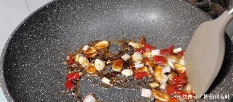 一张豆皮,一把韭菜,做人见人爱的素食小炒