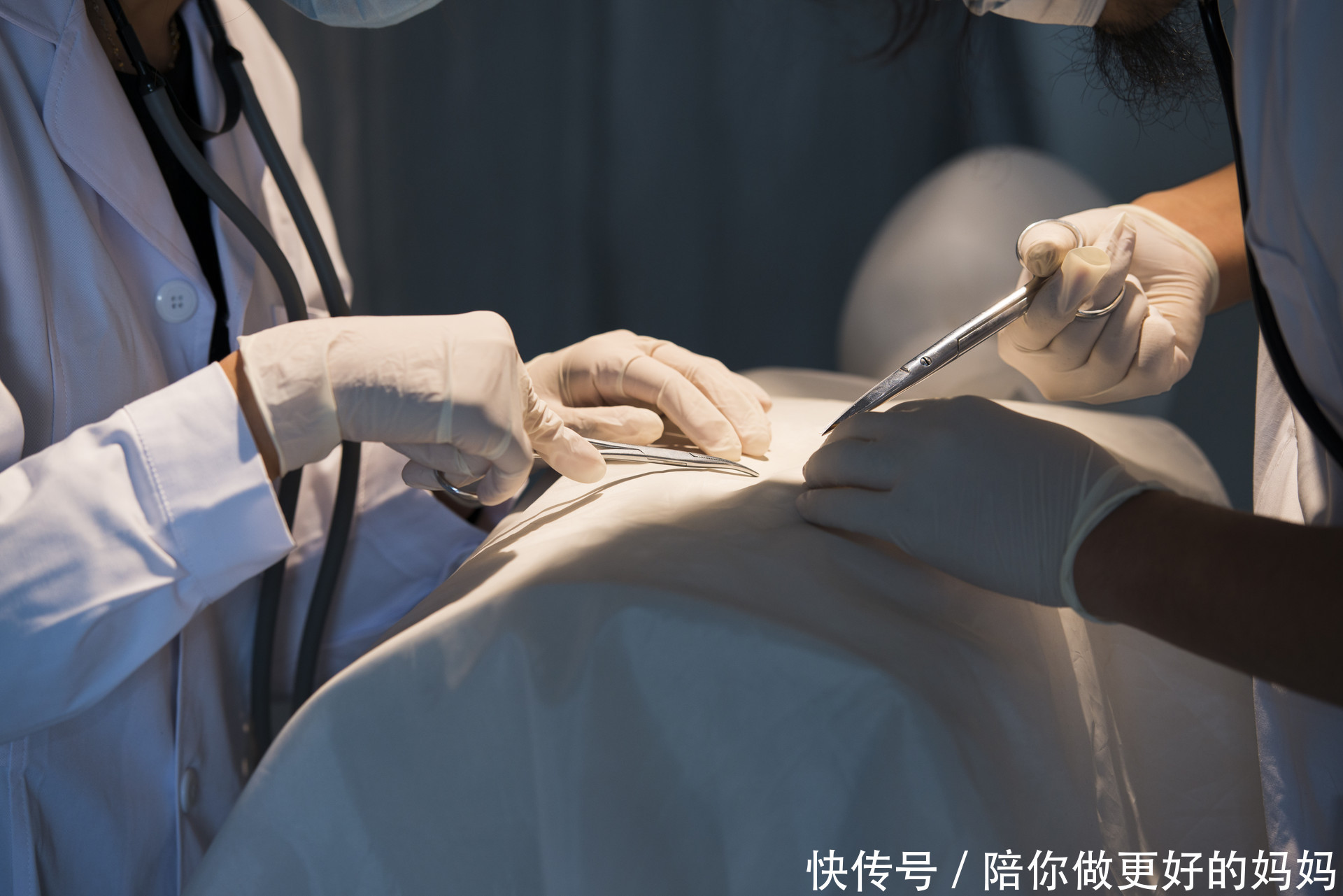 痛感|剖腹产和顺产哪个更痛？最应该了解的其实是“宝爸”！