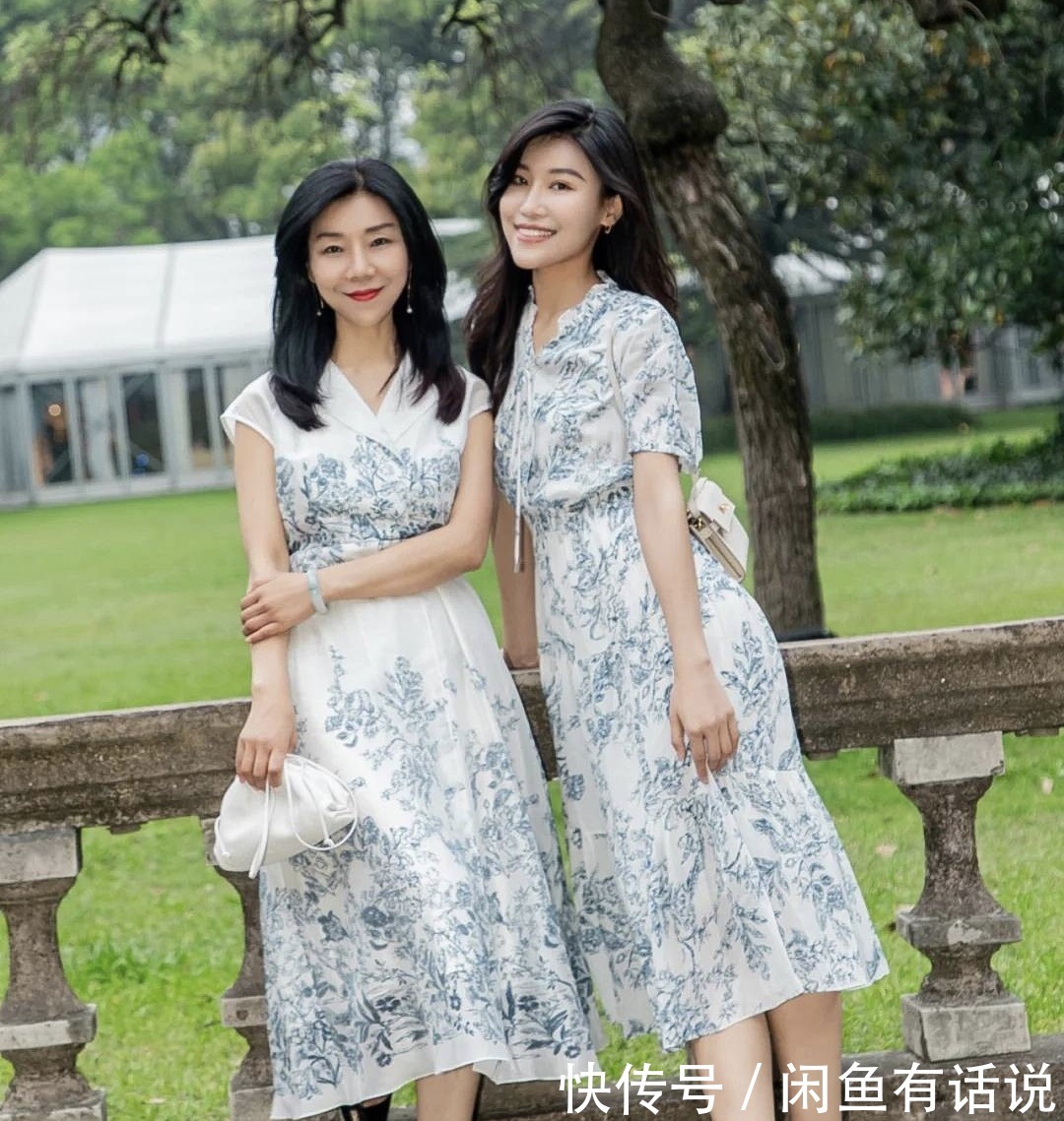 轻薄|女人上了年纪,肚子上有肉建议穿这3条“遮肉裙”,女儿都夸显瘦