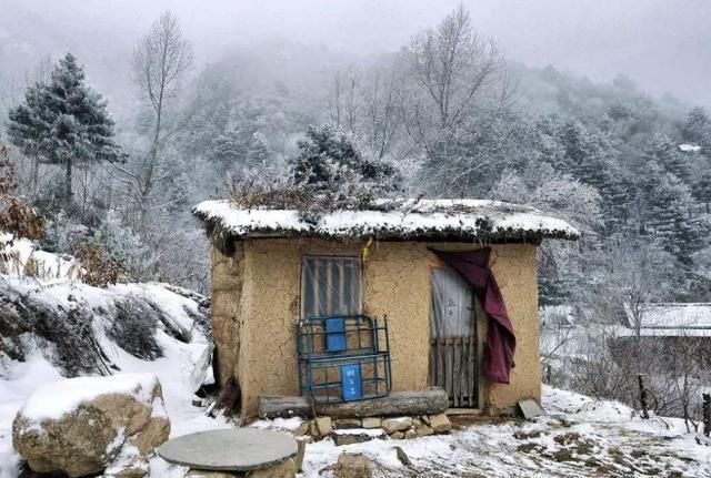 终南山的万人隐士：归隐背后是对工作的逃避，一场大雪就暴露原形