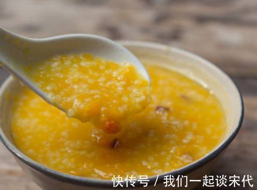 营养|早餐喝小米粥太单一，小米粥里加一物，营养美味健康翻倍，好处多