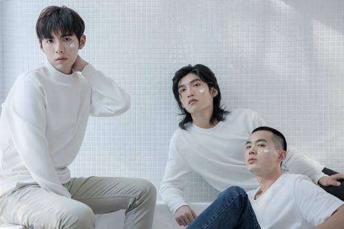 春日出行必备，Tabula Rasa助你打造光感少年肌