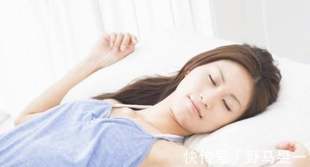 人生命|睡觉时什么睡姿比较好?喜欢这样睡的人,往往更容易长寿