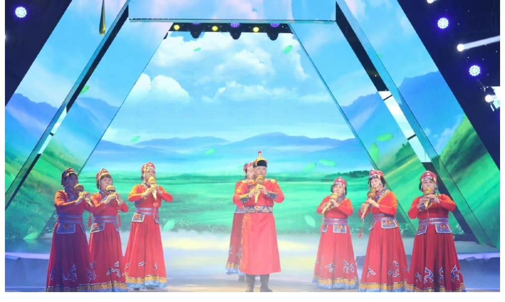 央视《向幸福出发》再改版,节目名称换了,元老级女主持周宇回归