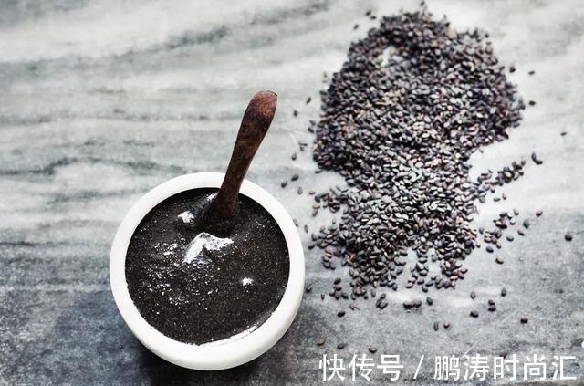 乌发|黑芝麻最大的功效不是乌发,而是这个!每天一把,效果显著