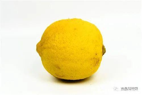 维生素C|柠檬泡水喝的5个好处名副其实,但3个副作用也不得不知道!