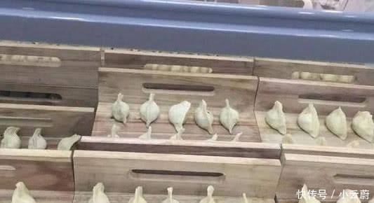 套路|自助水饺18元一位,本以为能吃够本,没想到老板的套路很深啊!