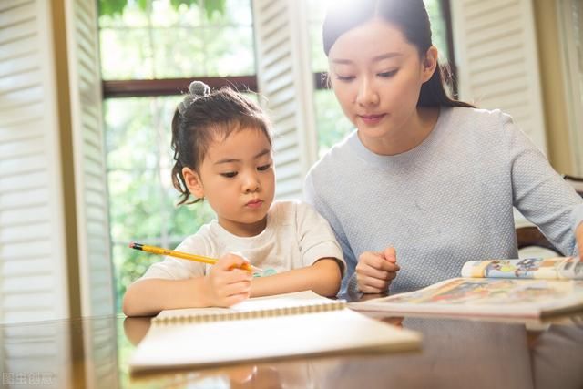 规矩|给孩子立规矩要适合，不想孩子越来越难带，6岁前这8个规矩要立好