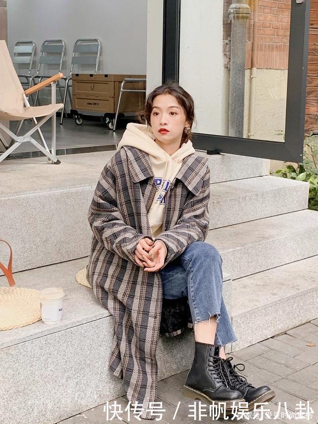 毛衣|毛衣+卫衣,卫衣+大衣,小个子冬天这么穿太美了!