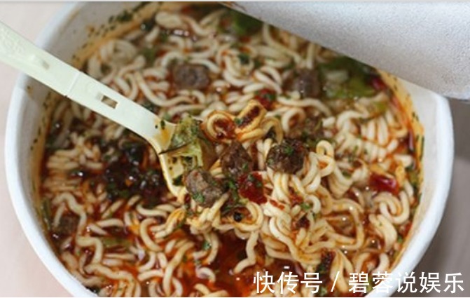 早餐|3种既没营养又不健康的早餐,别给孩子吃了,尤其第3种最常见