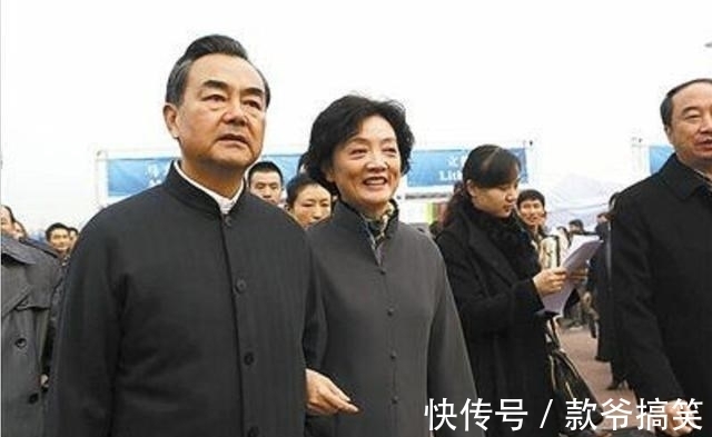 书法#外交名家王毅书法曝光太惊艳,笔墨敦雅温厚,无愧国际风云人物