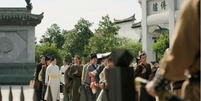 孔子!美国教科书中的孔子,角度和我们的大相径庭,你看了什么感觉?