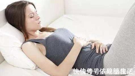 骨盆|女性清晨上厕所时，若有3个表现，值得高兴，你的子宫还很健康