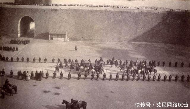 高调|慈禧光绪回京老照片，高调热烈庆祝，与当初仓皇出逃形成鲜明对比