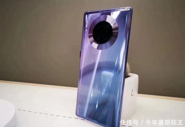 出色|华为亮大招，Mate30Pro沦为“清仓价”，网友：等到了