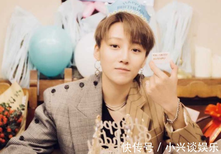 刘雨昕最好的出路,长驻热门综艺,或者不放弃舞台同时当演员