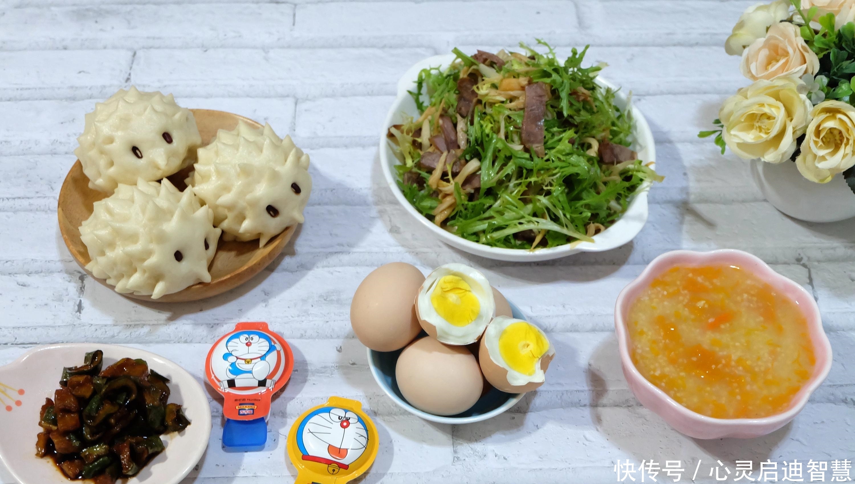 小学生假期早餐晒一晒,勤快妈妈换着花样做早餐,厨房神器用处大