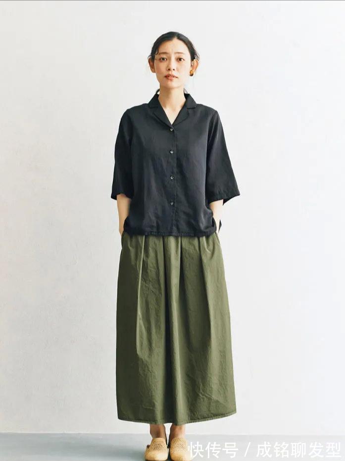 时尚|女人过了四十岁更要会穿,学会这几种衬衫搭配法,时尚减龄显气质