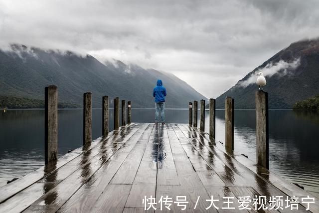 空青#韩愈很深情的一首诗,写在去潮州的路上,短短4句感人至深