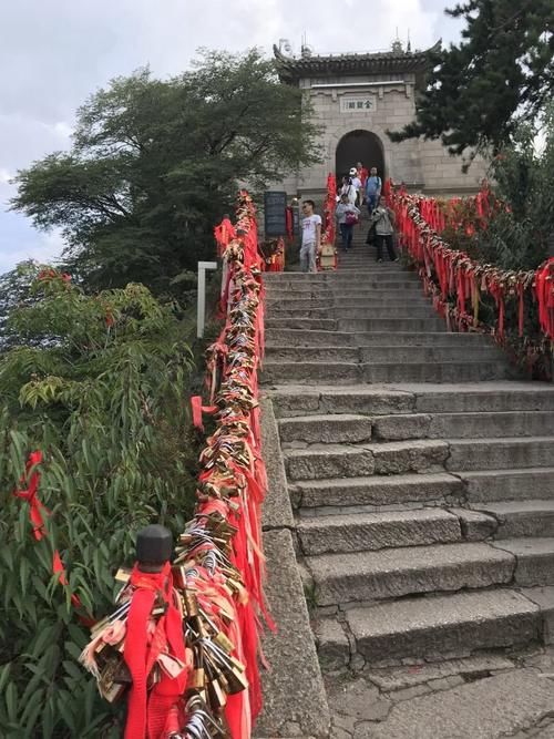 只有天在上，更无山与齐——何处再有此风华。|丝路行 | 西安北站