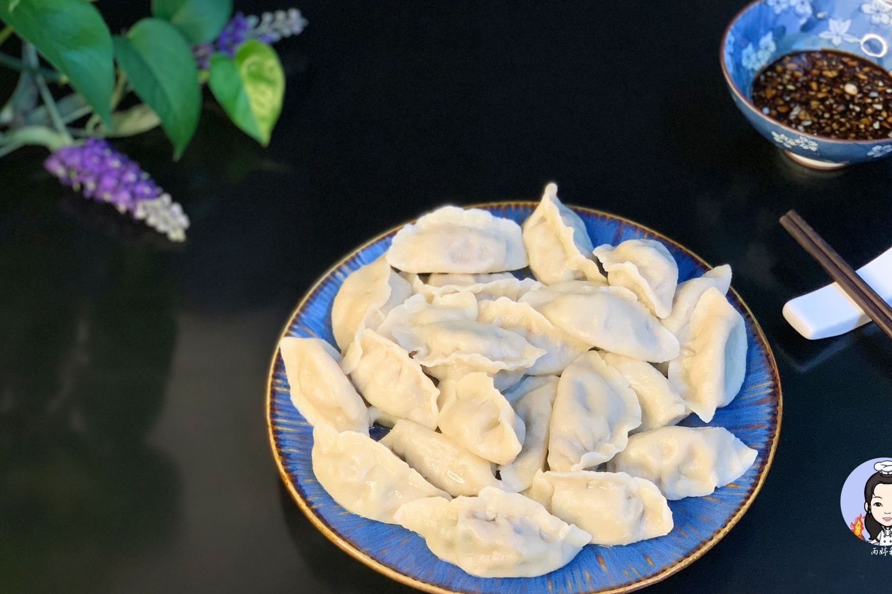 秋天吃饺子，韭菜芹菜都不如这个馅，2块钱一把，鲜香味美特好吃