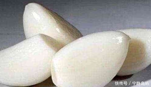 止咳|大蒜和冰糖泡水好厉害,喝一次省好多钱,学会告诉家人