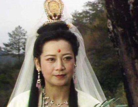 真假美猴王@六耳猕猴的主人是谁他秒杀观音,和孙悟空很熟,不是菩提和如来