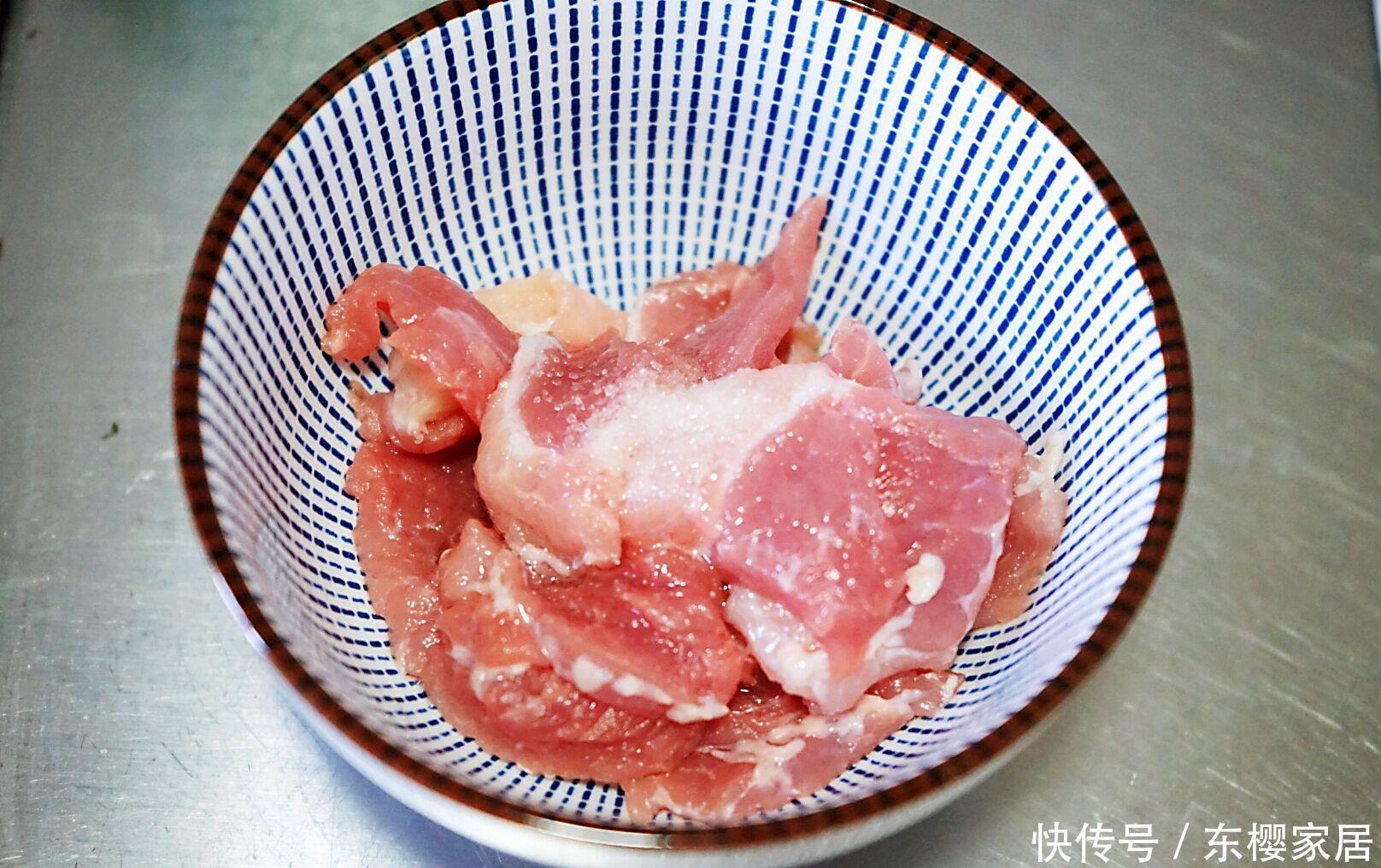  下饭|家常小炒：胡萝卜香菇炒肉，营养均衡制作简单，下饭又快手
