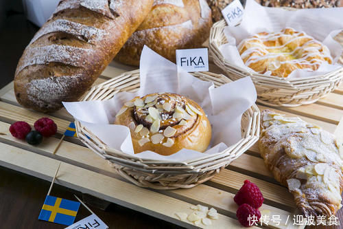 想吃面包了，家里没烤箱，没面包机，没厨师机，也能做面包