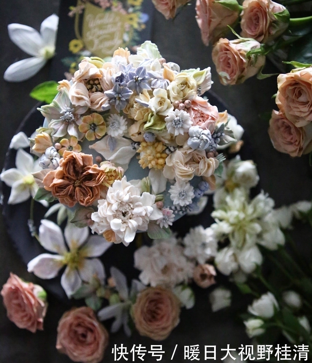 撩人|她做的鲜花蛋糕太撩人,看完后全世界都惊艳了