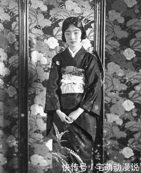 被迫|伪满荒唐往事：日本人要给换个祖宗，溥仪哭笑不得，被迫干件荒唐事