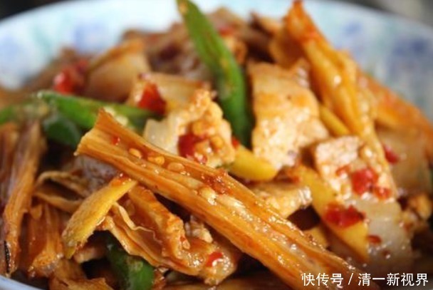 筋道|泡腐竹,不要直接用水泡!大厨教你2个技巧,1分钟泡发,香软筋道