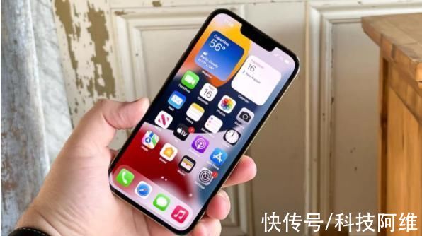 iphone13|为什么苹果手机突然在中国市场排名第一？原因有三点，看破且说破