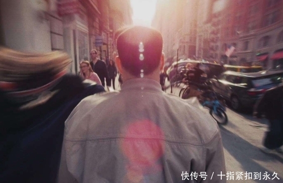 引力 对于人类来说,时间真实存在,那在宇宙中它又存在吗?