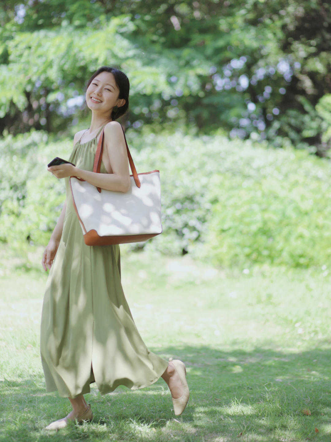 时尚|清凉色怎样搭配，高级又时尚，不失华丽和优雅