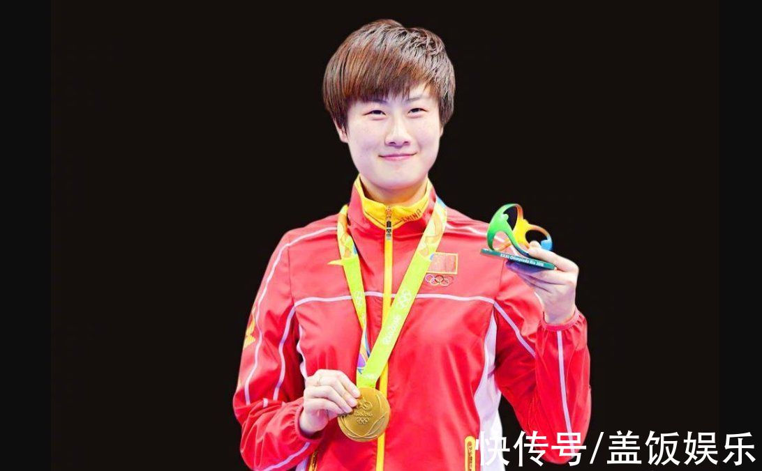 名将|国乒名将丁宁恋情疑曝光，与神秘男依偎牵手逛街，曾自曝从未恋爱