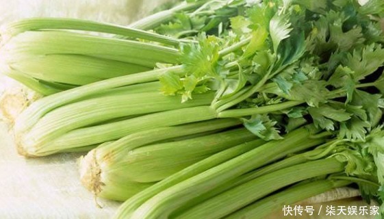 皱纹|无论男女,睡觉前不要“吃”,越吃越老,满脸全是皱纹