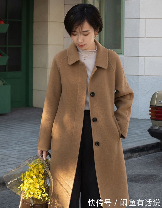 高级感|女人40岁后穿搭要做减法,记住这3个关键点,时髦还有高级感