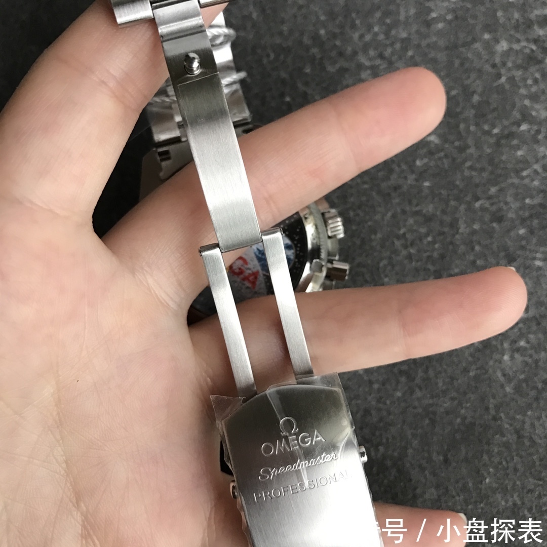 氧化锆陶瓷 OM厂OMG超霸“史努比奖”50周年纪念腕表