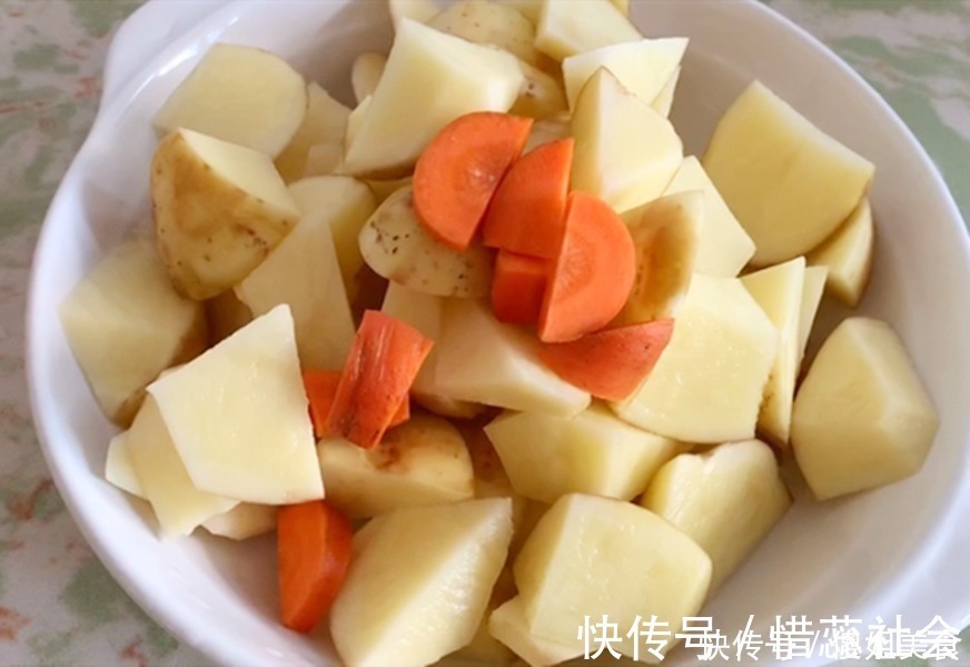 炖土豆|秋天,吃红薯芋头不如吃它,蛋白质是牛奶3倍,1元一斤,别错过