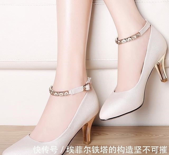 高跟鞋 性感女人偏爱高跟鞋,露出大长腿美丽动人无法挡