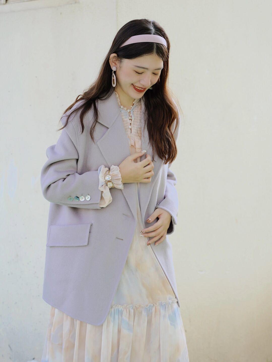 搭配|25岁~35岁女性怎么选西装?搭配衬衫或半身,能提升气质又减龄