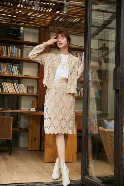 廓形 秋日的时尚穿搭，这些单品好搭时髦美翻天