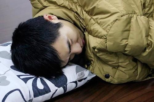 睡眠时间|人都怕癌症,可癌症怕什么?常做什么事,让你想得癌都难?