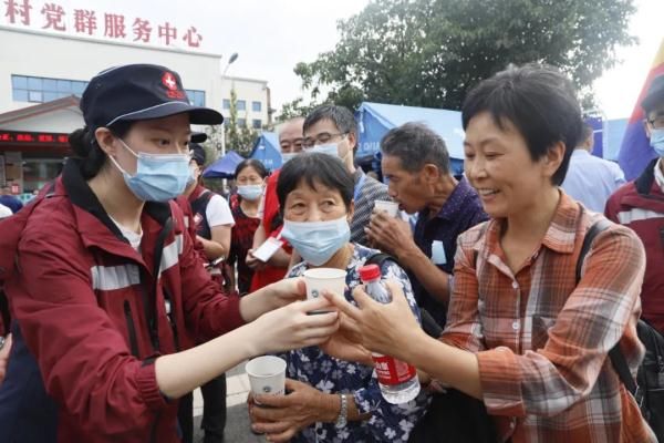 伤员|逆行在震区！泸州白衣天使这样守护生命