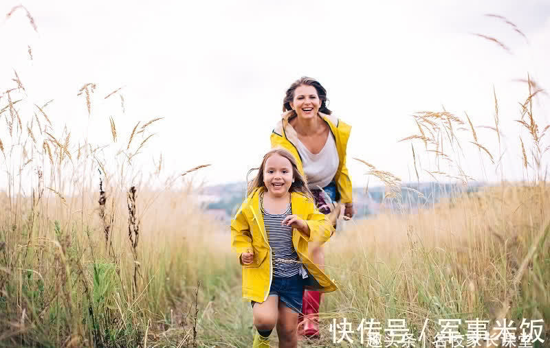 自律|想让孩子未来有发展,父母一定要坚持教会他3件事,受益终身!