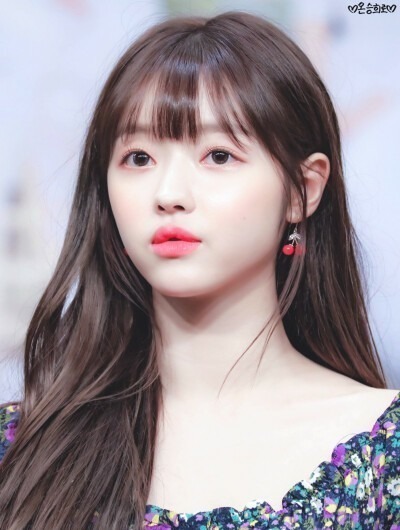 斜刘海 发型圆形篇:大圆脸适合什么发型?学会就能变成小瓜子哦!