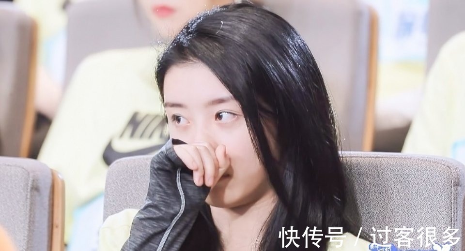 青春有你2|人民日报为实力选手鸣不平，《青春有你2》大虞海棠时代即将过去